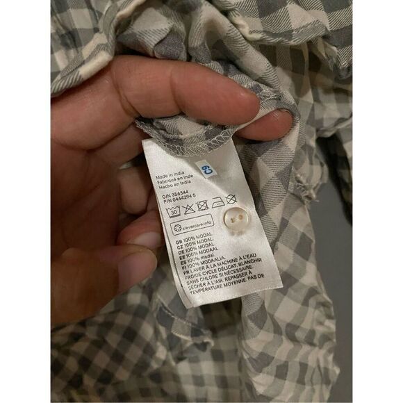 H&M Ivory Grey Modal Plaid Checked Long Sleeve Button Front Blouse Size 10 - Picture 7 of 8